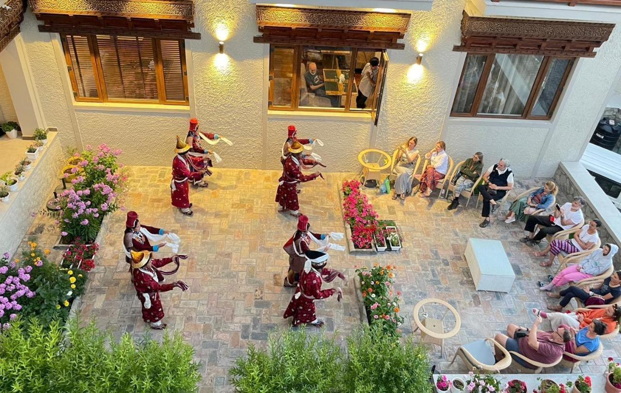 Hotel Ashoka Ladakh Leh Exterior foto