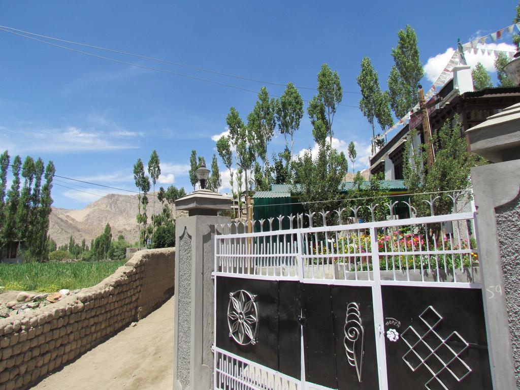 Hotel Ashoka Ladakh Leh Exterior foto